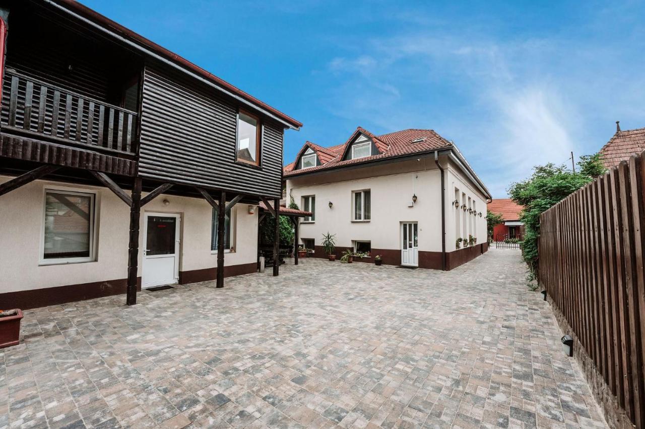 Palas Boutique Hotel Sighisoara Exterior photo