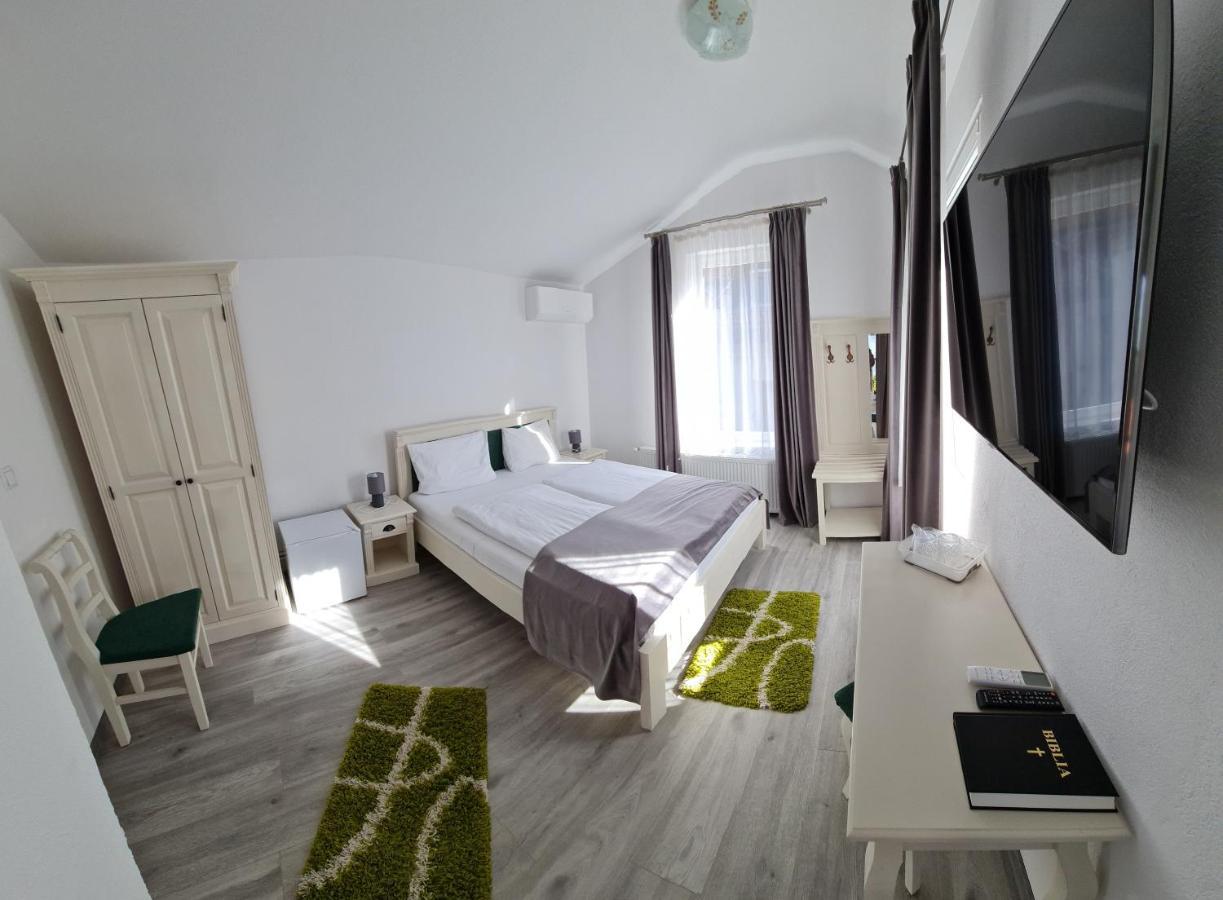 Palas Boutique Hotel Sighisoara Room photo