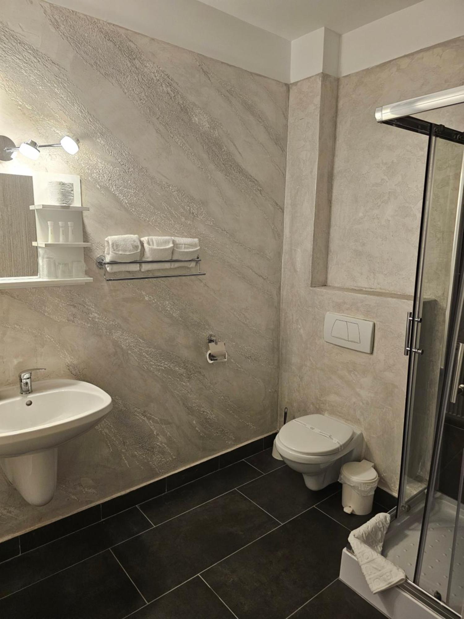 Palas Boutique Sighisoara Room photo